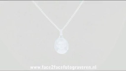 Zilver ovale foto hanger met dun zwart randje (geoxideeerd)