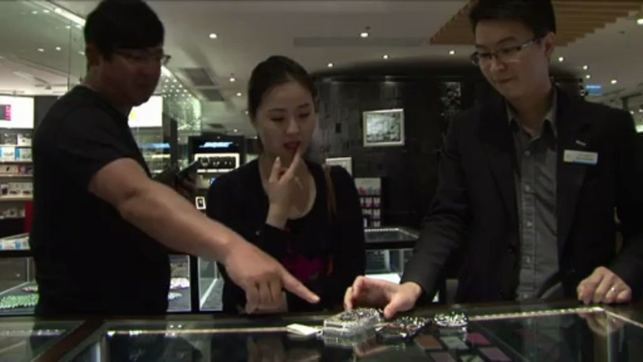 Des diamants sur mon iPhone: à Hong Kong, le luxe à la chinoise