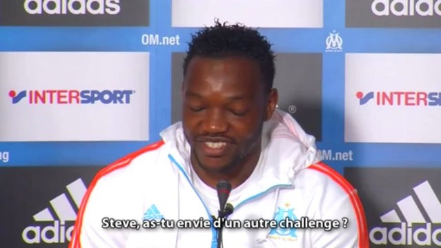 Mandanda évoque son avenir à l'OM