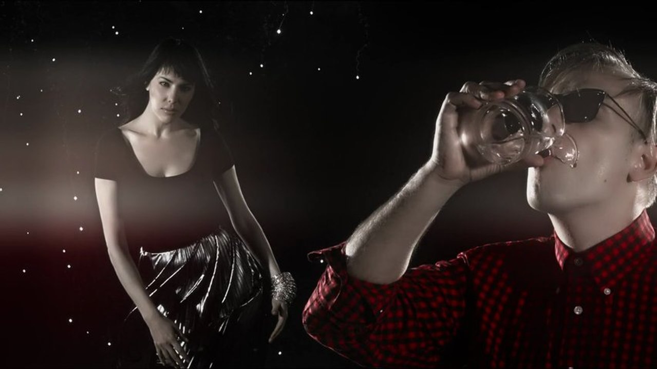 Aline - "Je bois et puis je danse" - Clip officiel