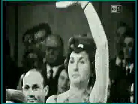 - Le grand Charles TRENET chante : Revoir Paris