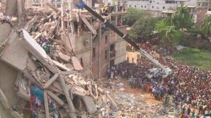 Bangladeshi workers protest after deadly building collapse