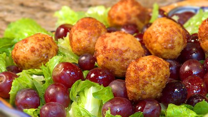 How To Make Mixed Greens With Grapes & Fried Feta