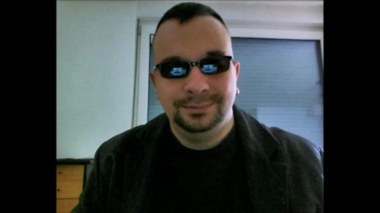 DJ Captainhowdy-Blow vs. Hello Musik Mix 2013