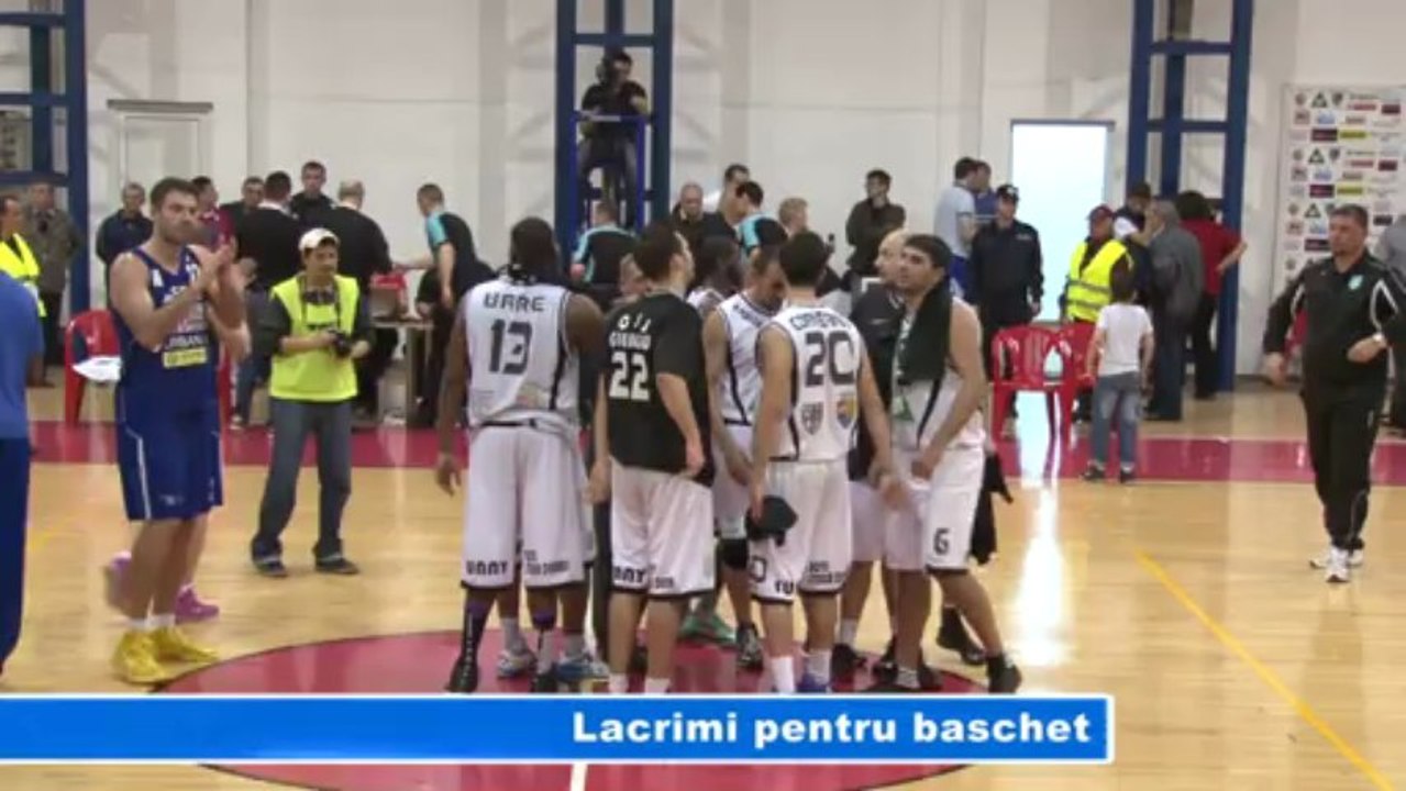 LACRIMI PENTRU BASCHET