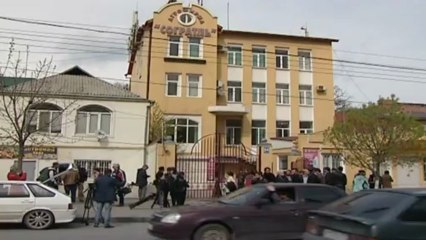 Father of Boston suspects says will fly to United States