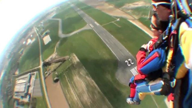 Enterrement de vie de jeune fille avec saut en parachute de Catherine