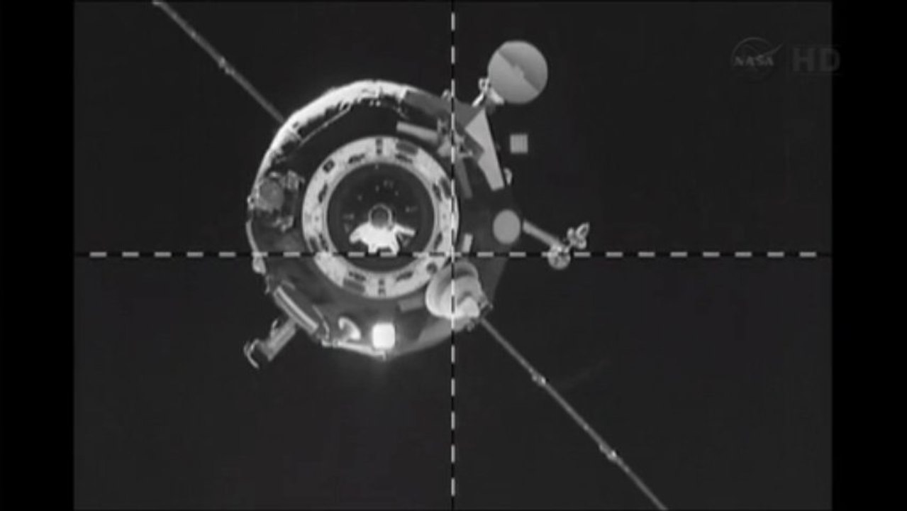 [ISS] Progress M-19M Reaches ISS After Antenna Failure