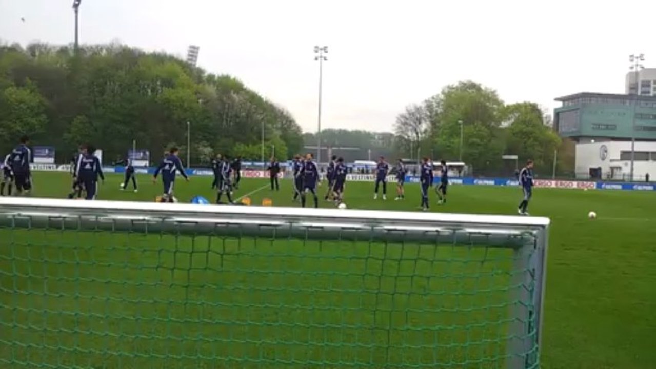 Besprechung und beifall