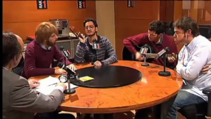 TV3 - Polònia - Basté entrevista els Manel