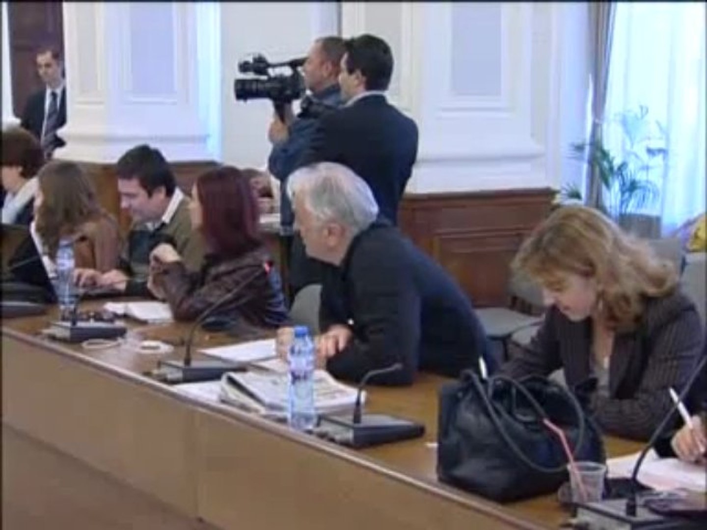 ⁣Диалогът между Ивет Добромирова и Сашо Диков - 24 април 2013