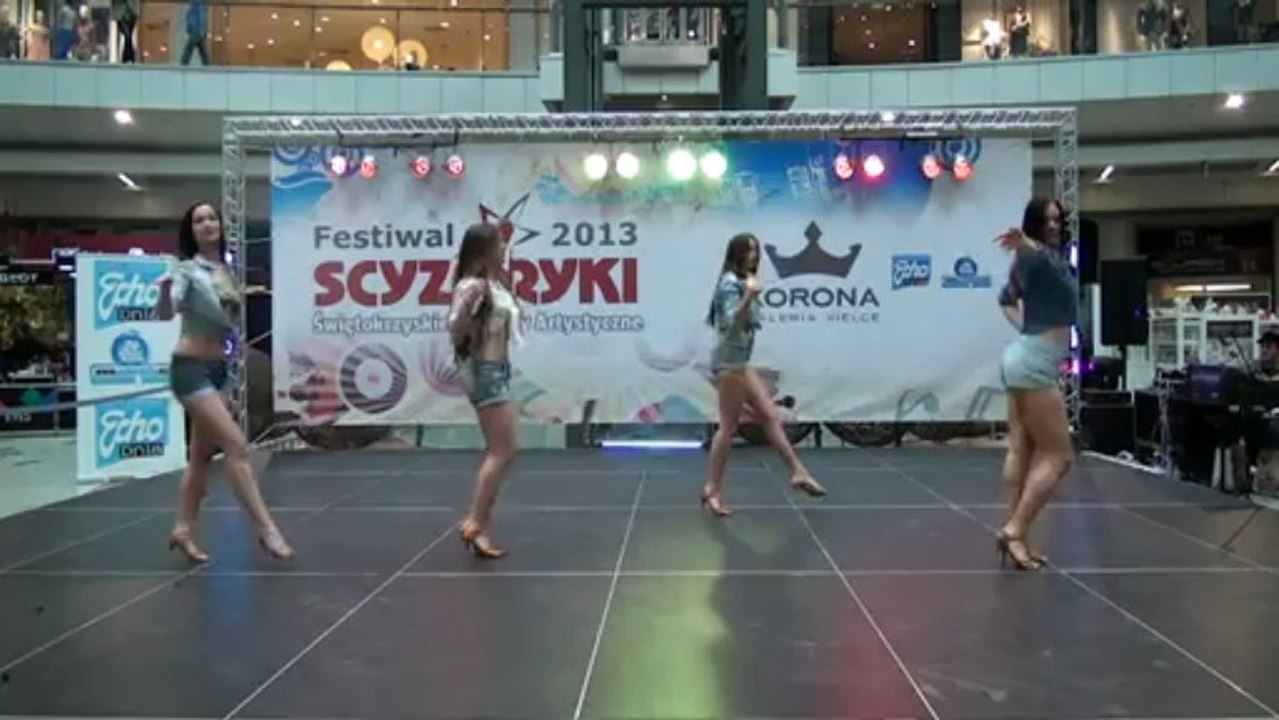 Show Świat Tańca - pokaz w Galerii Korona w Kielcach