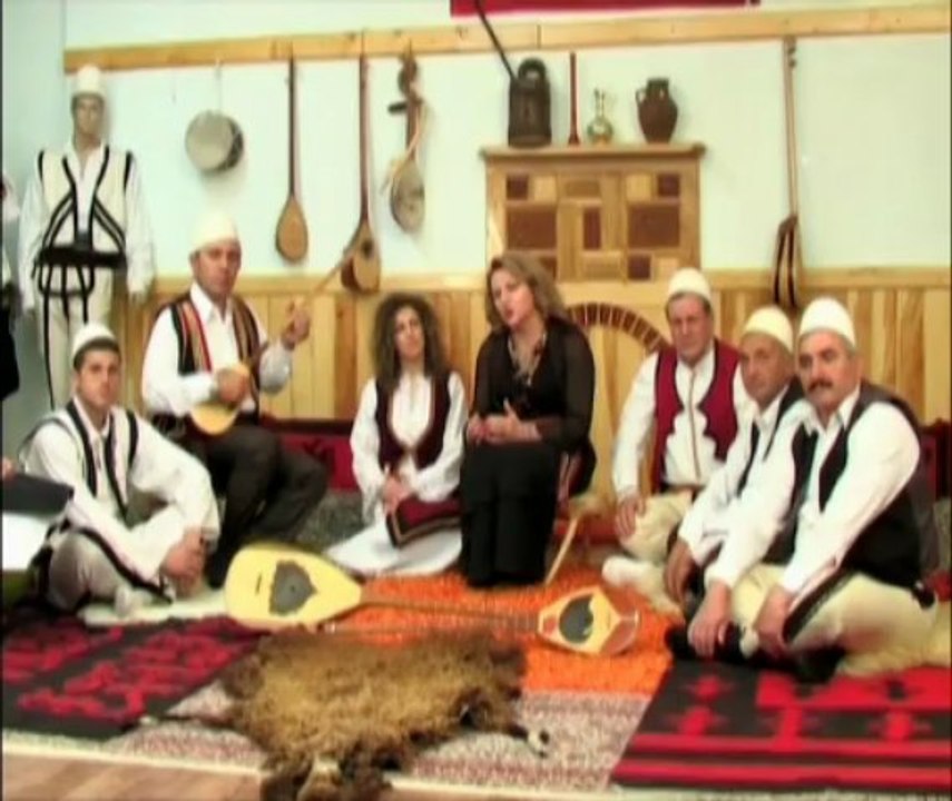 Fanushe Ahmeti - Qesht kjo Qik e Dugajgjinit