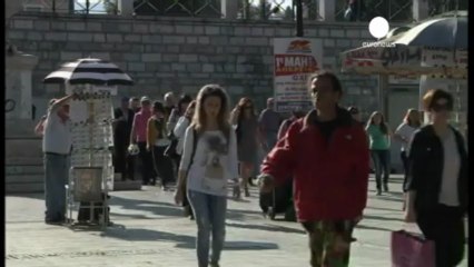 Grecia espera el dinero de la troika tras aprobar el...