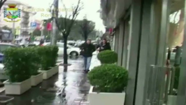 Gdf scopre 73 casi di falsi saldi : controlli anche a Valmontone, Castel Romano e Soratte outlet