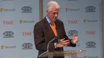 Bill Clinton: Using Strength in Numbers to Problem-Solve