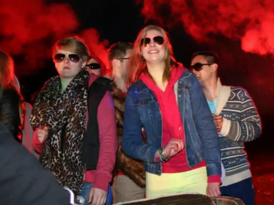 'Making of' Remo - Beachside Night