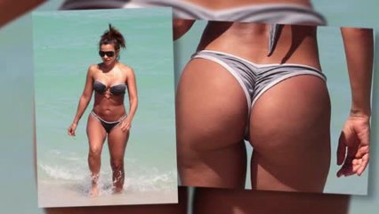 Vida Guerra Sings a Thong Song on Miami Beach