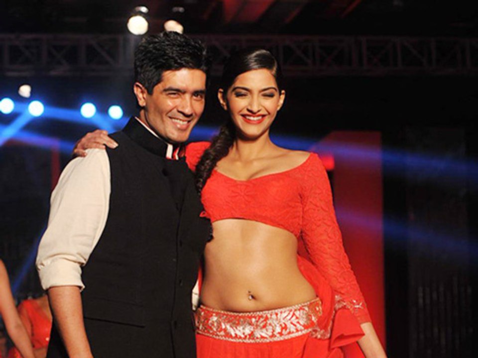 Sonam Kapoor Walks The Ramp For Manish Malhotra