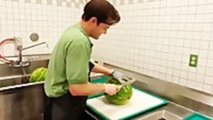 Cutting A Watermelon In 20 Seconds