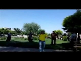 شمشیر کشی‌ ۳ نفر از اراذل و اوباش و دستگیری نیروی انتظامی