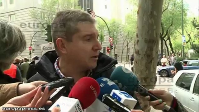 AUME: Las Fuerzas Armadas deben quitar lo superfluo