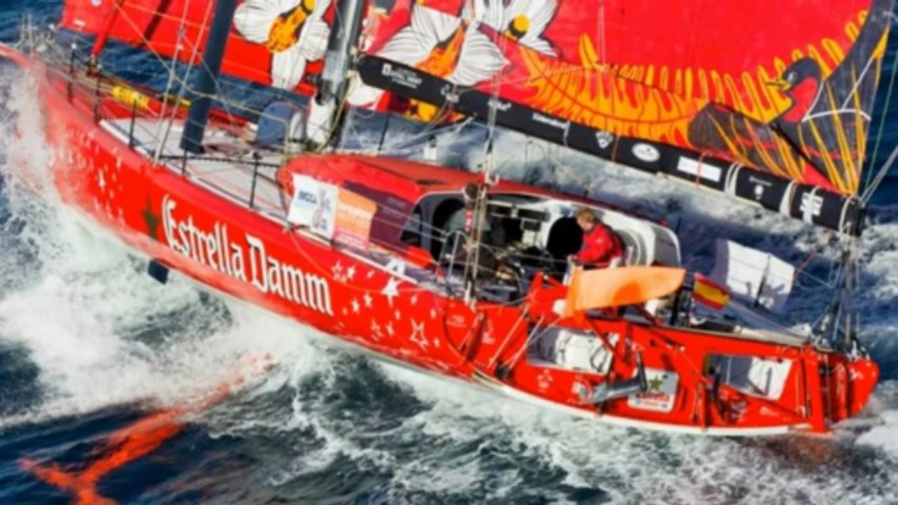 Nuevo Mercedes Benz C63 AMG Edition 507 by PRMotor TV Channel (HD)