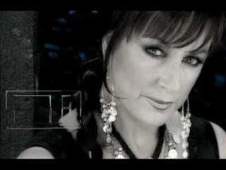 Yasemin Göksu - Olamam Kimseyle