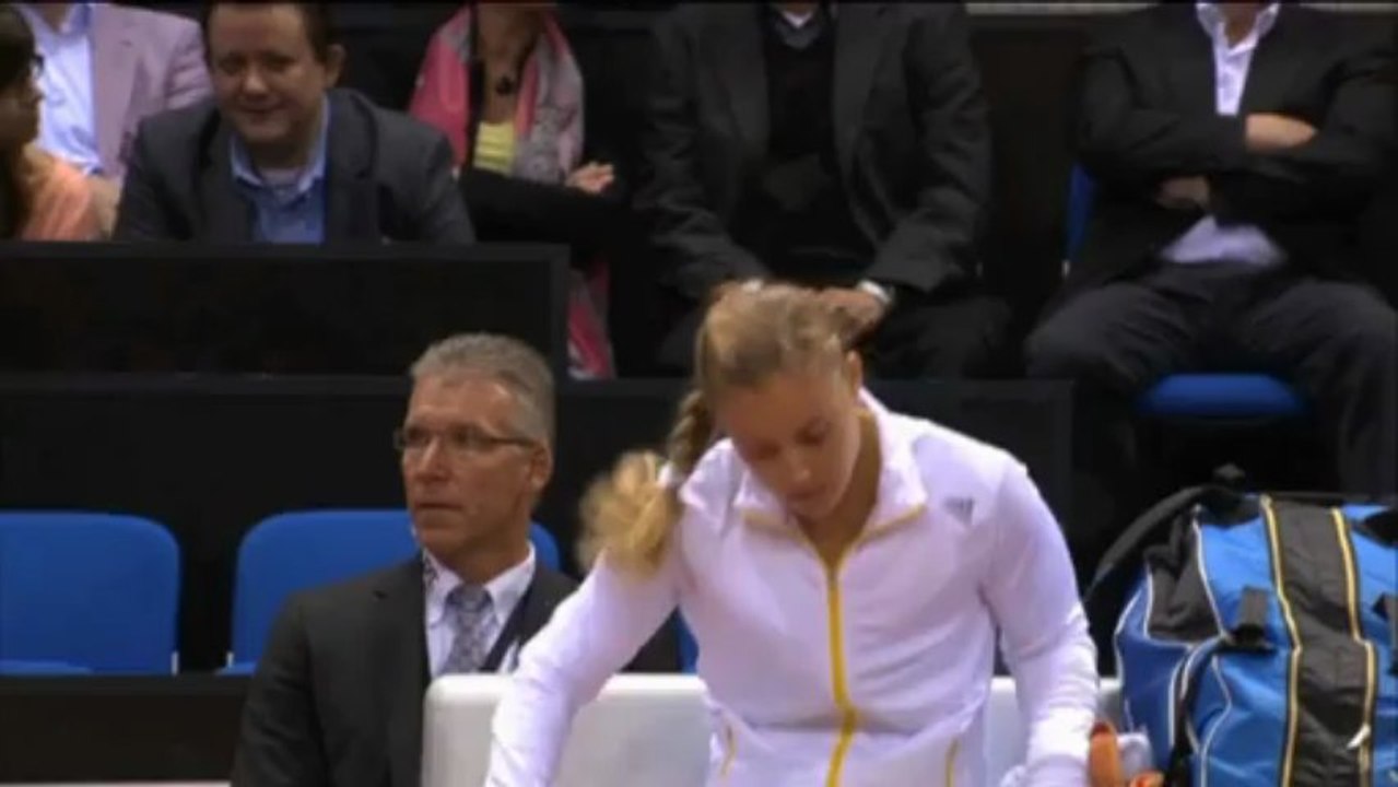 Stuttgart: Starke Kerber verliert Krimi gegen Scharapowa