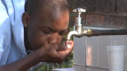 Zimbabwe lures investors to solve drought