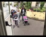 Napoli - Famiglia che vive in auto, caso risolto momentaneamente (27.04.13)