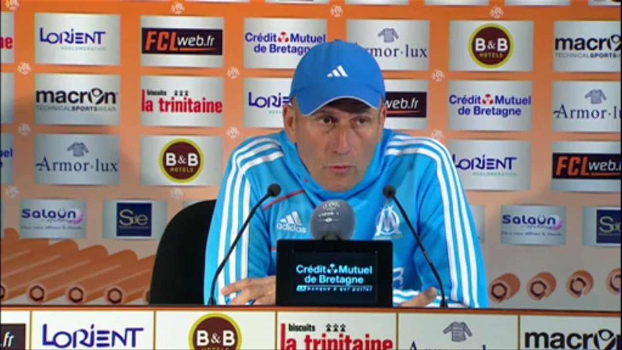 Conférence de presse FC Lorient - Olympique de Marseille : Christian  GOURCUFF (FCL) - Elie BAUP (OM) - saison 2012/2013
