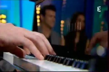 Christophe Willem & Sophie Delila - Vieille Canaille - In Live Le 28 -04 -2013-