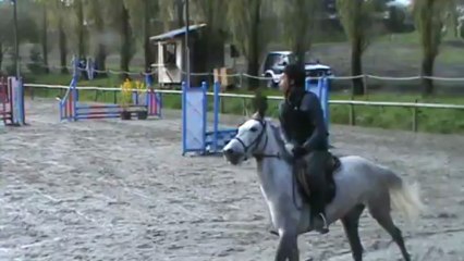 Toska Loris 1er parcours hunter, 1er concours de la saison 2013!!! ;)