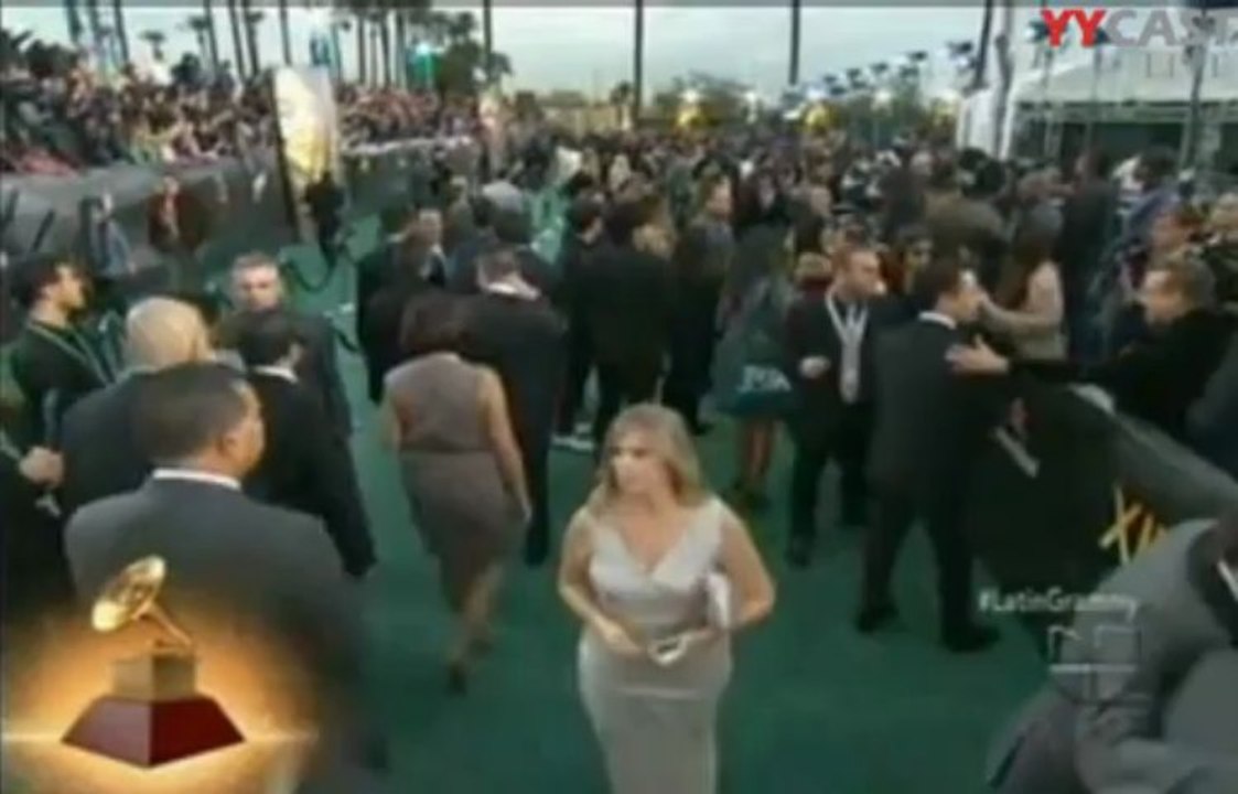 Jesse & Joy - Alfombra Latin Grammy Awards of 2012
