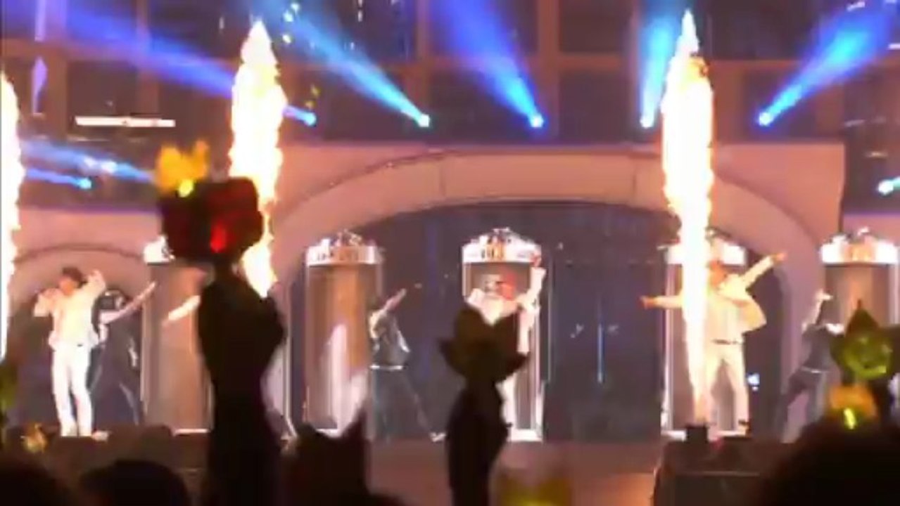 BIGBANG ALIVE TOUR 2012 IN TOKYO No1 Opening + TONIGHT + HANDS UP