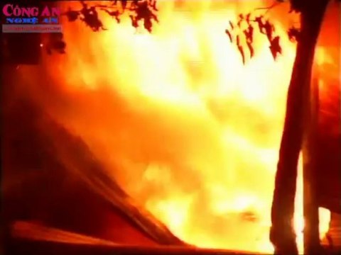 Thái Hòa: Cháy cửa hàng kim khí