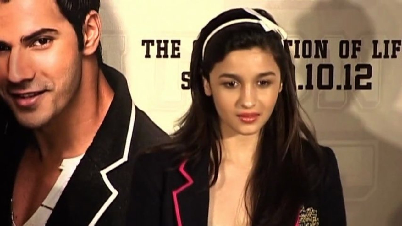 Alia Bhatt -  Girl's Kiss Are More Powerful Tha...