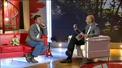 TV3 - Divendres - Marc Giró: Anar de casament sense perdre l'elegància