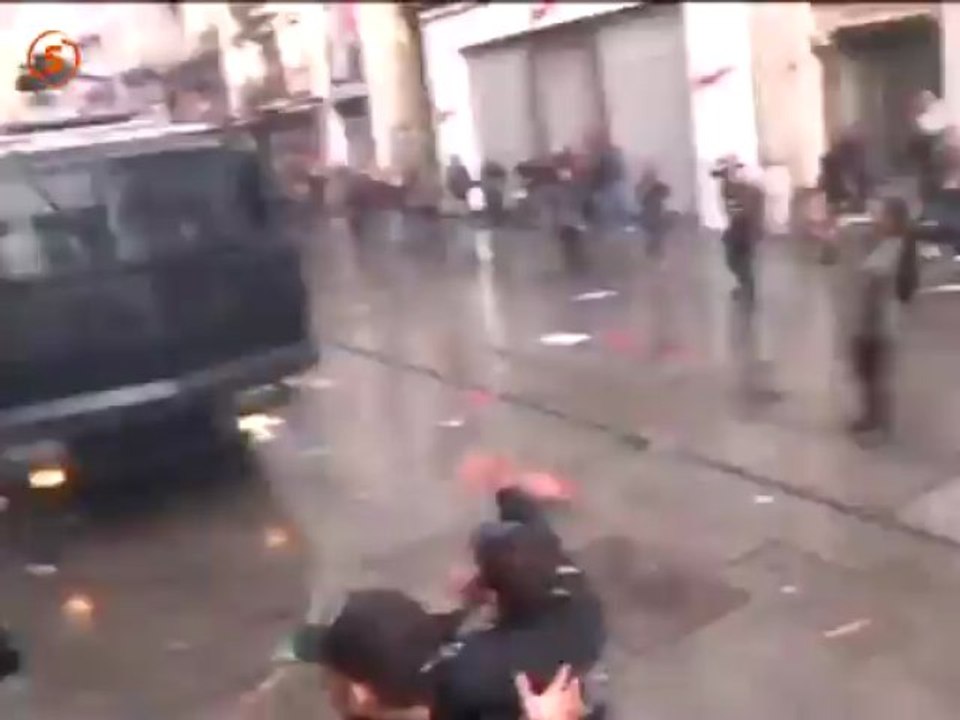Şık Uçan Tekme