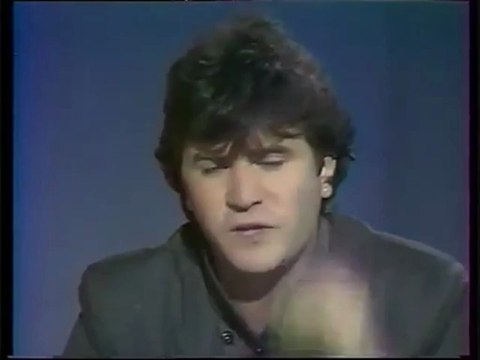 Daniel Balavoine - Aucune guerre n'est faite au nom de la Paix