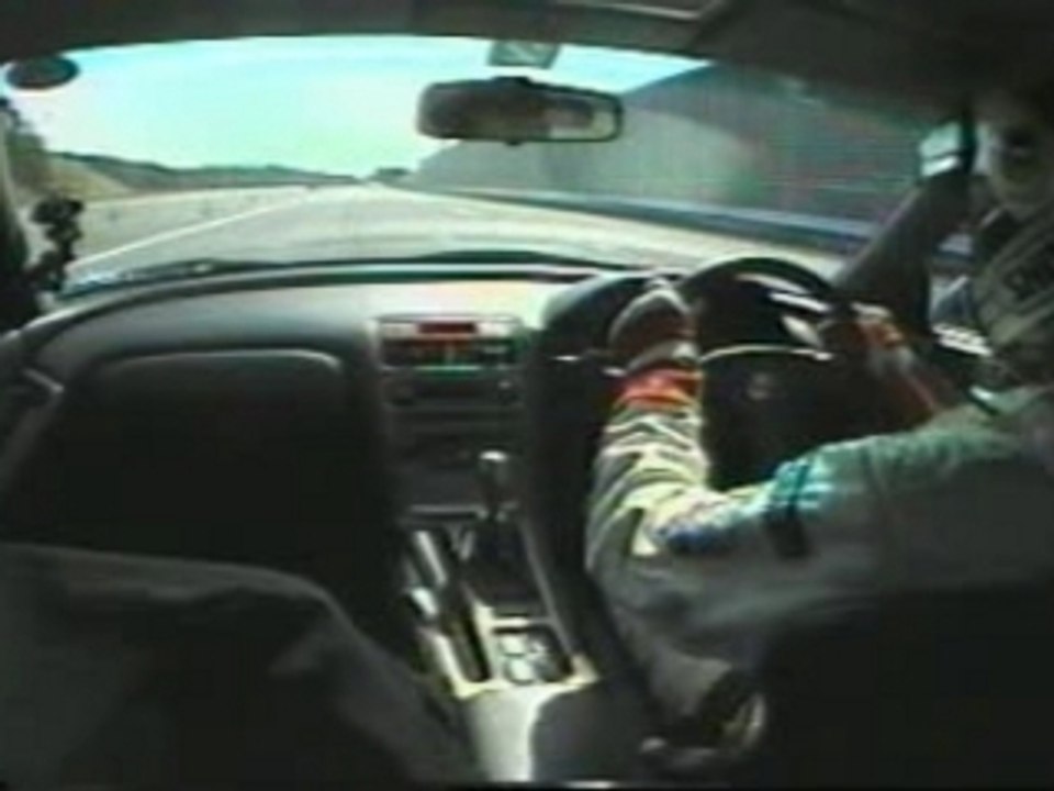 Porsche 911 Vs Honda NSX