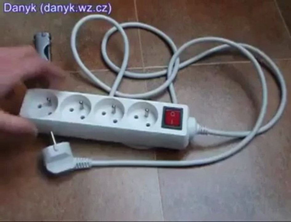 Bir elektrikçi bunu açıklayabilir mi
