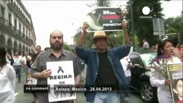 Mexican journalists protest violence... - no comment
