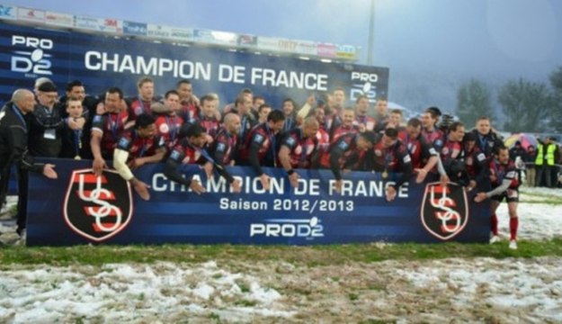 Oyonnax : Remise du Bouclier au Champion de France de PRO D2 2013