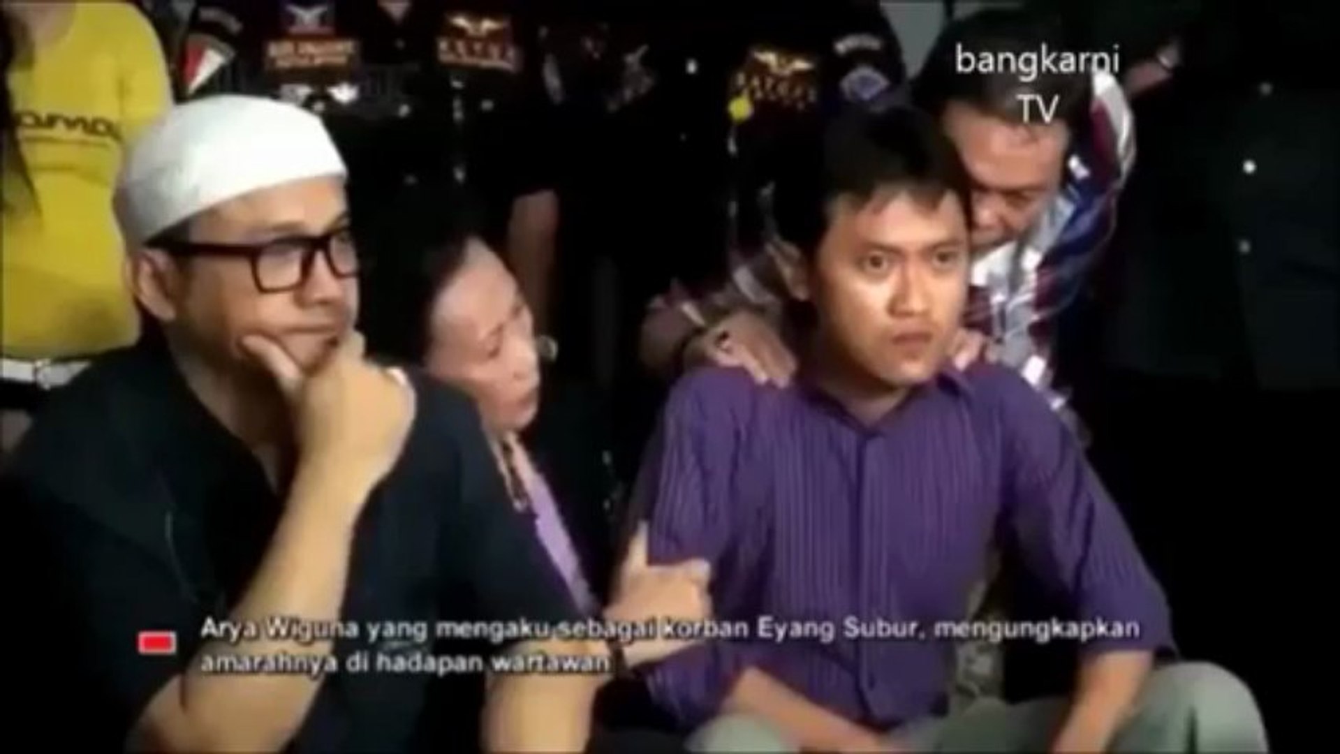 parodi eyang subur vs warkop