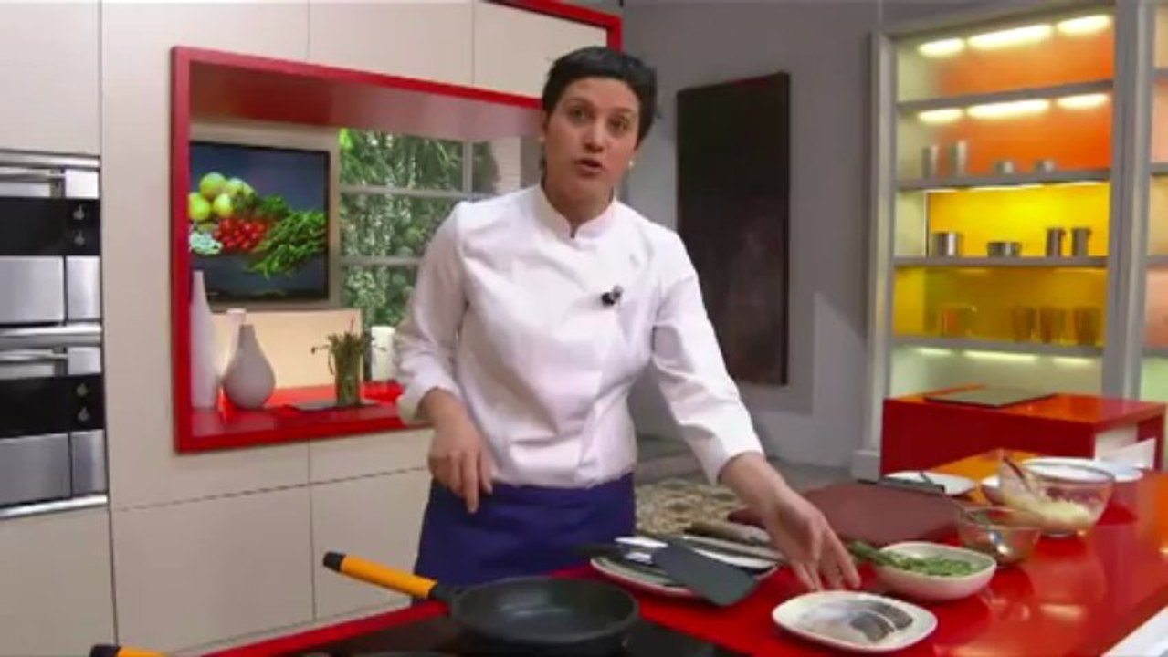 Lluç de palangre amb espàrrecs de marge i vinagreta