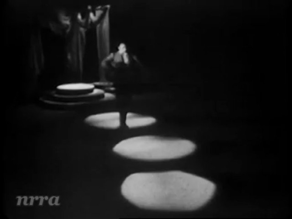 Johnny Cash "Ballad of a Teenage Queen" (1958)