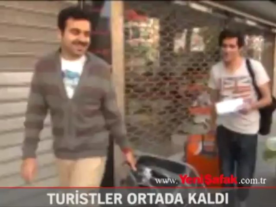 Turistler de ortada kaldı