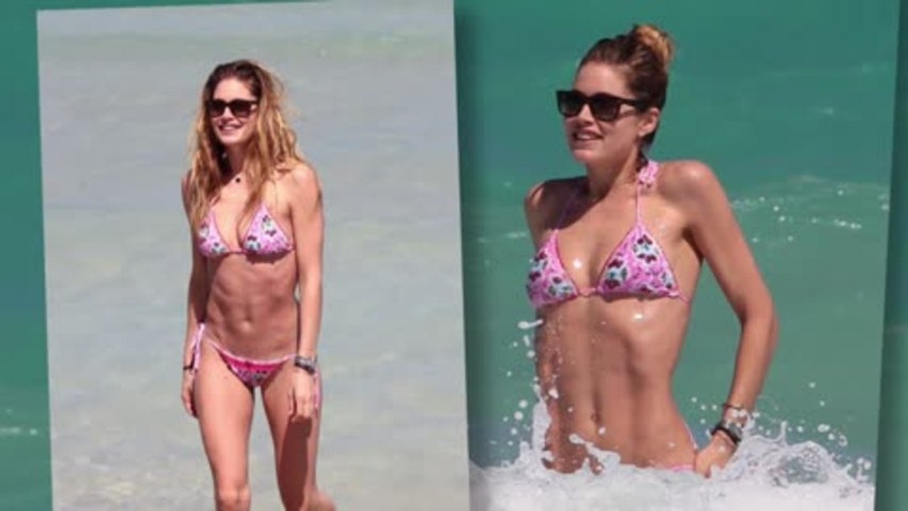 Doutzen Kroes est parfaite en bikini